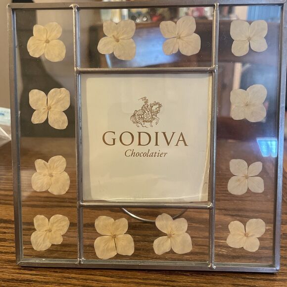 Godiva Chocolatier Pressed Flower Picture Frame NEW Holds 3 X 3 Photo Boho - Picture 1 of 6